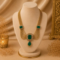 EMERELLE ROYALE