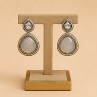 Noor-e-Ivory Set